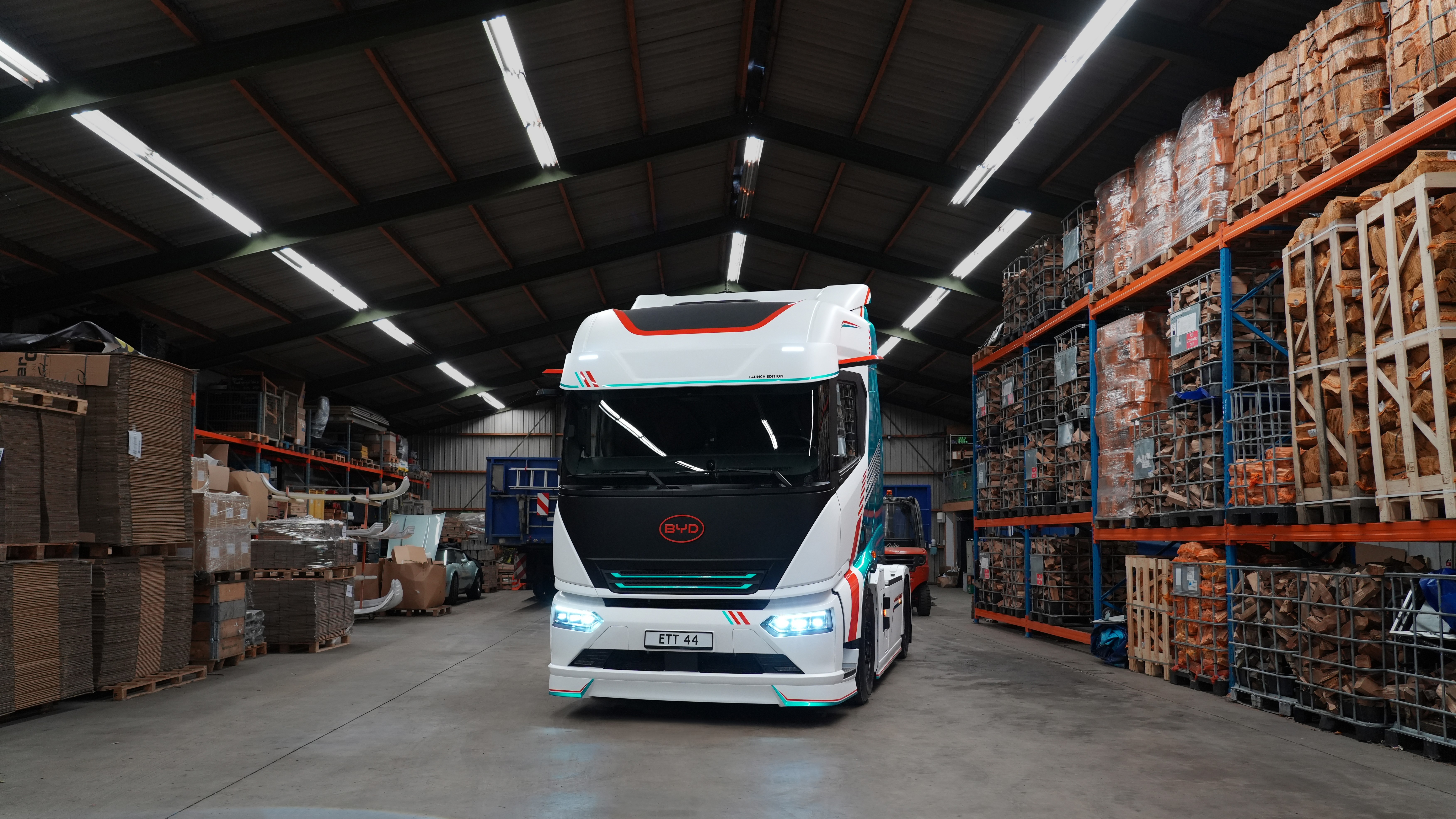 BYD ETT 44 electric semi truck front three-quarter view