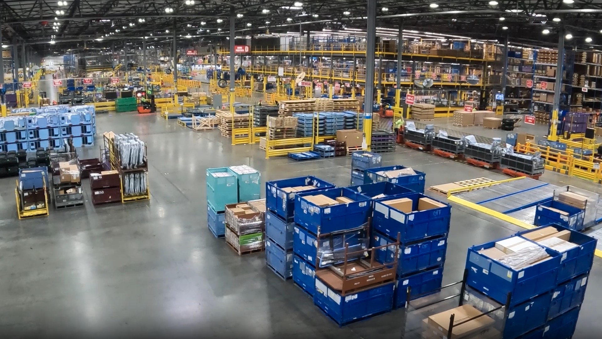 Overhead view of the warehouse floor at Toyota’s North American Parts Center Kentucky