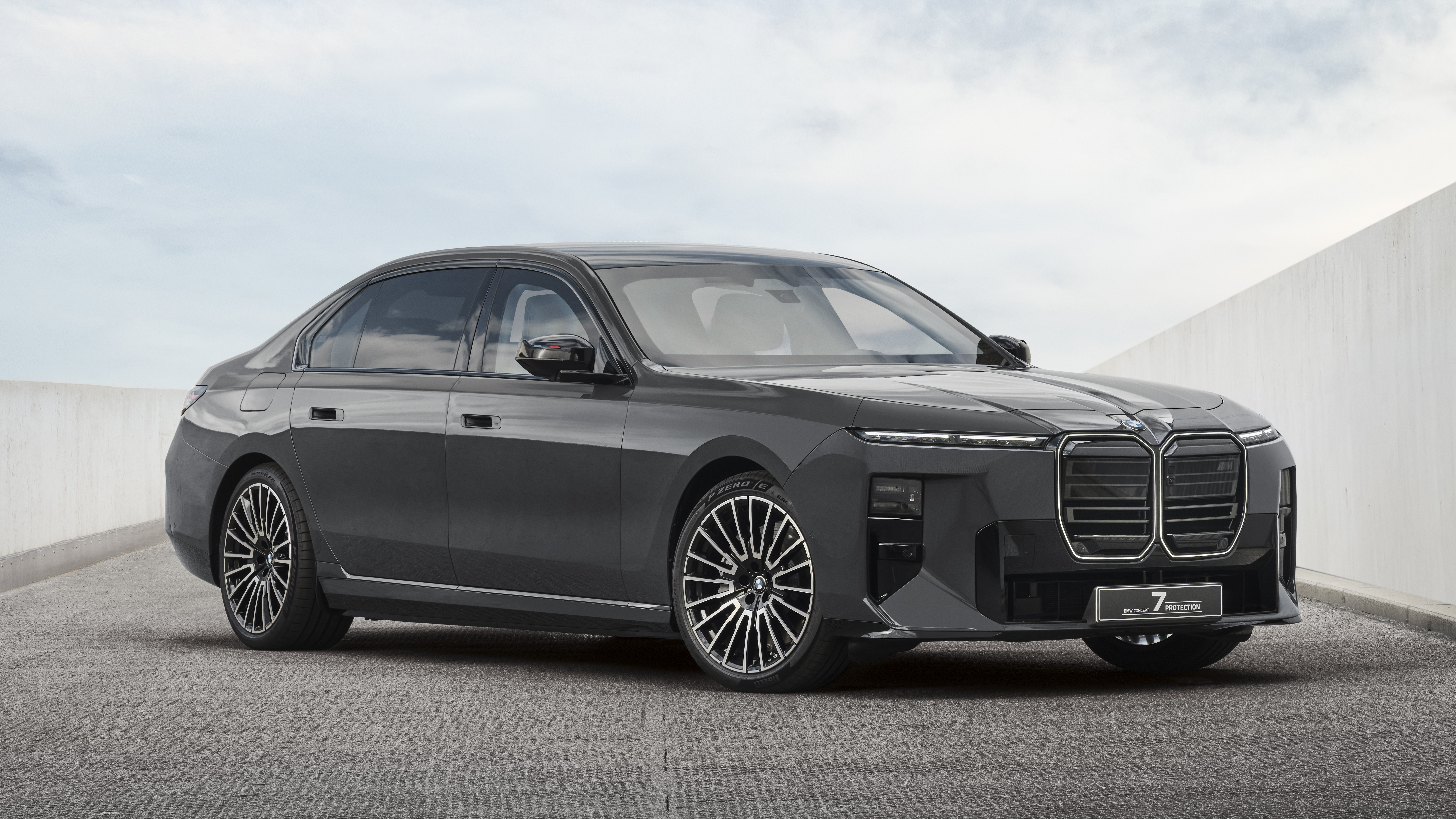 BMW Concept 7 Protection armored sedan, front three-quarter view