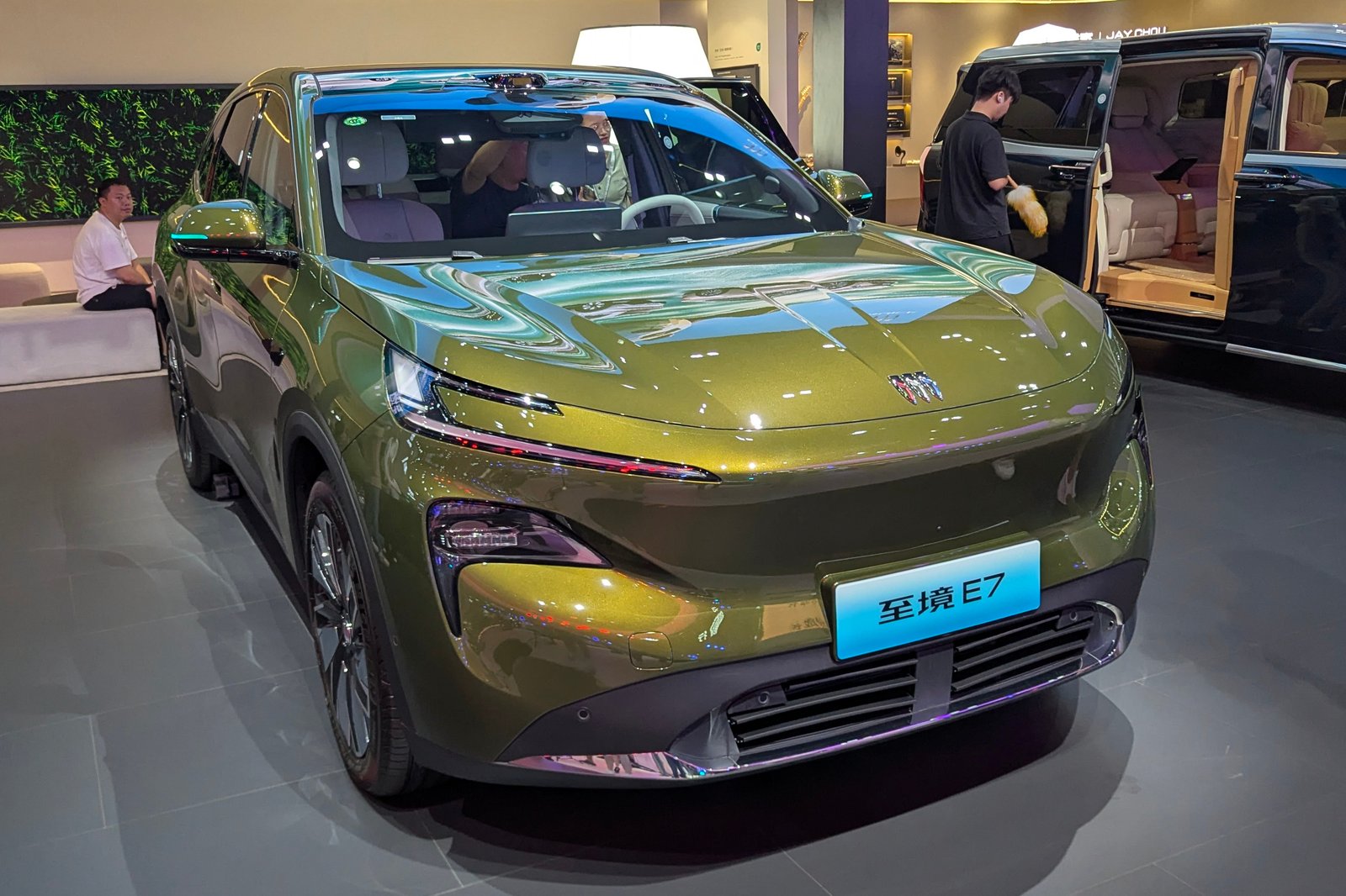 Buick Electra E7 plug-in hybrid SUV in olive green