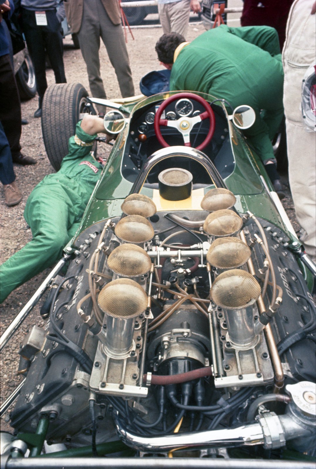 Ford Cosworth DFV V8 installed in the back of the Lotus 49 in the Zandvoort paddock, 1967