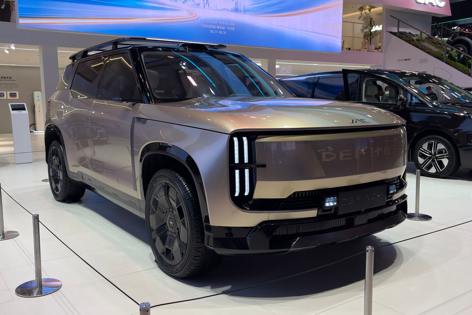 JAC DEFINE-X six-seat concept SUV at Chengdu Motor Show