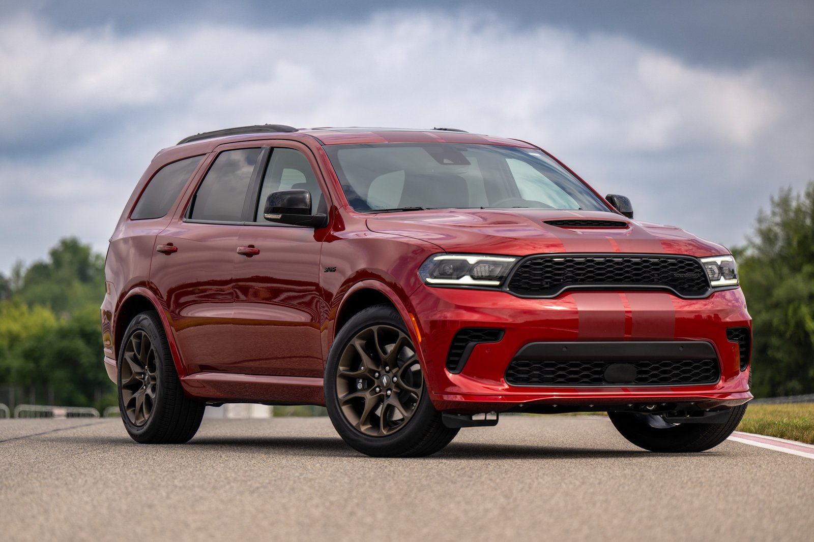 2027 Dodge Durango R/T 392 in Redeye crimson paint, front three-quarter view