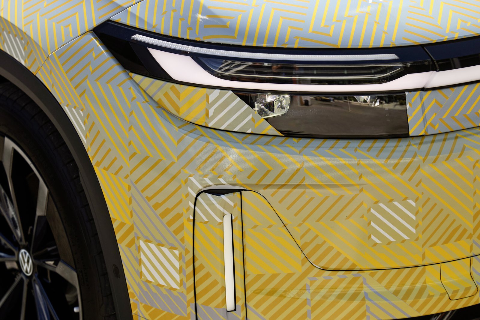 Close-up of the ID. Tiguan prototype's headlight and front bumper