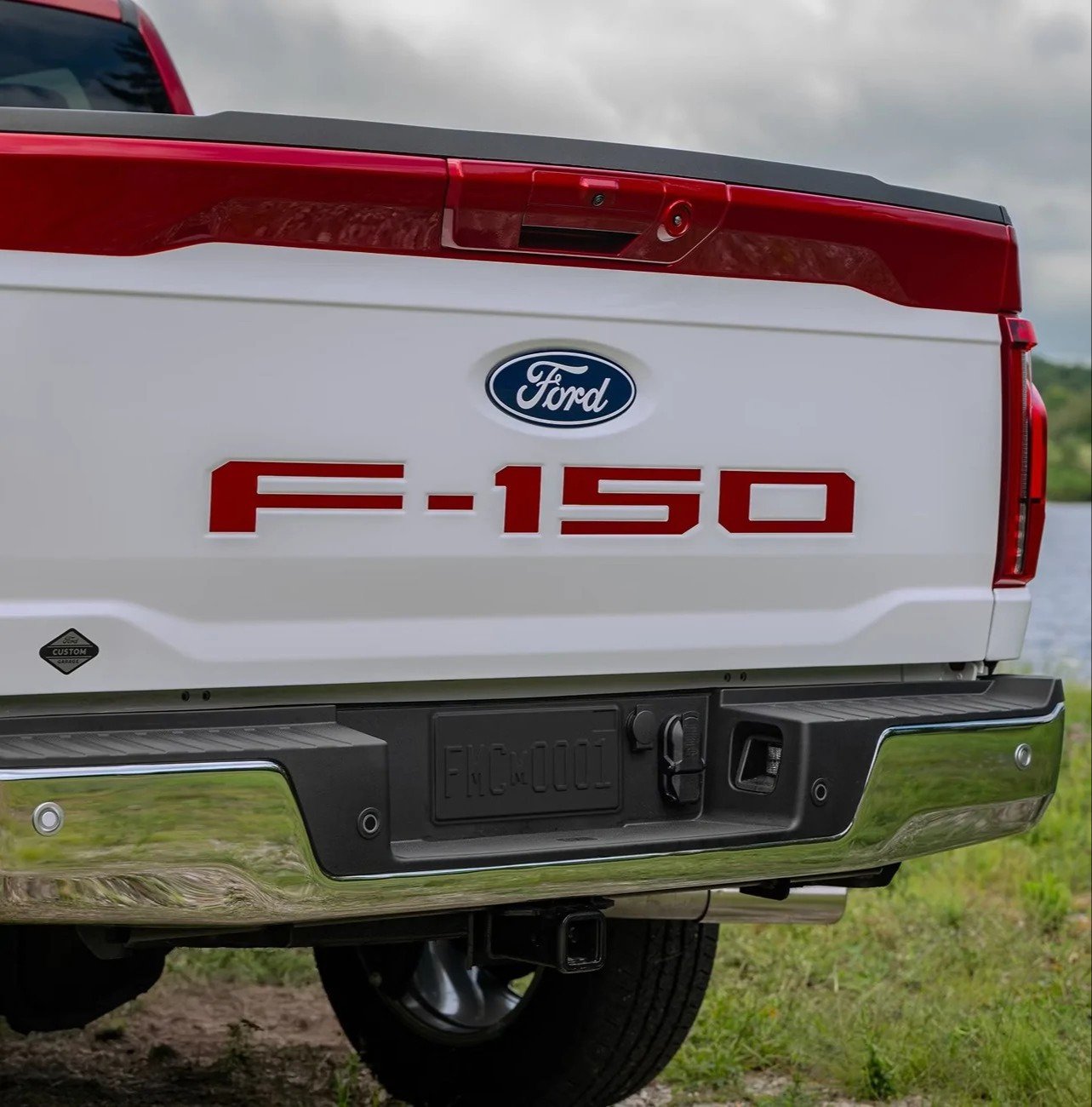Tailgate of the 2027 Ford F-150 Two-Tone Package with red F-150 lettering