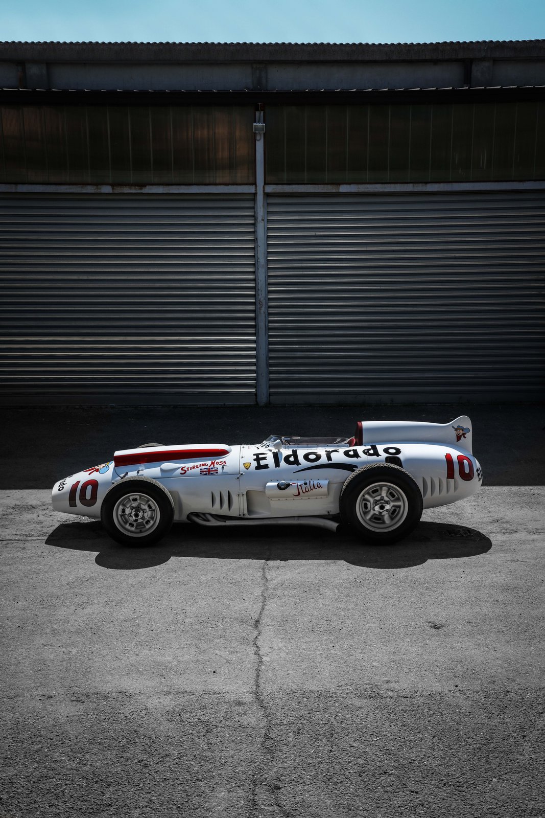 Side profile of the Maserati Eldorado with Stirling Moss name on the bodywork