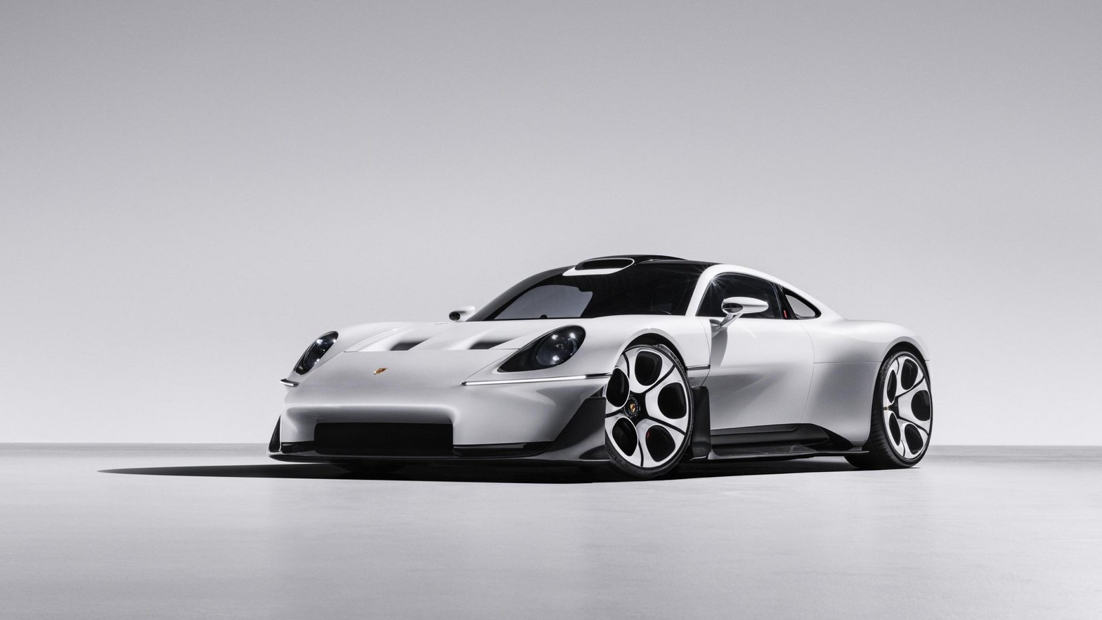 Porsche Mission S concept front three-quarter view