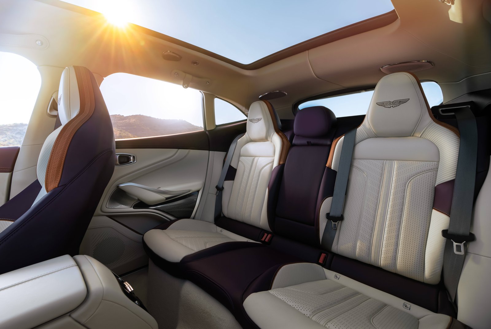 Aston Martin DBX GT individual rear seats under panoramic glass roof