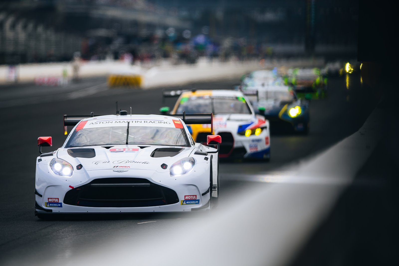 White Car Blanche Aston Martin Vantage GT3 leading a GT pack