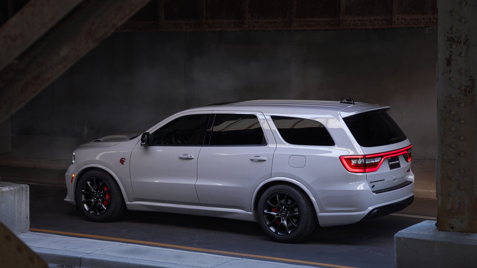 Rear three-quarter view of a Smokescreen Dodge Durango SRT Hellcat