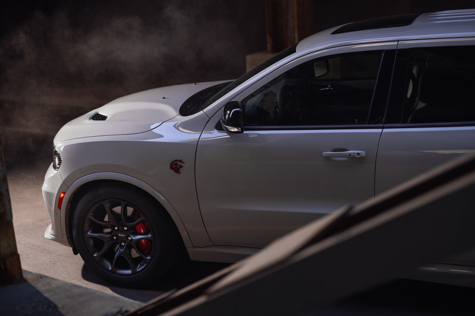 Hellcat fender badge on a Smokescreen Dodge Durango