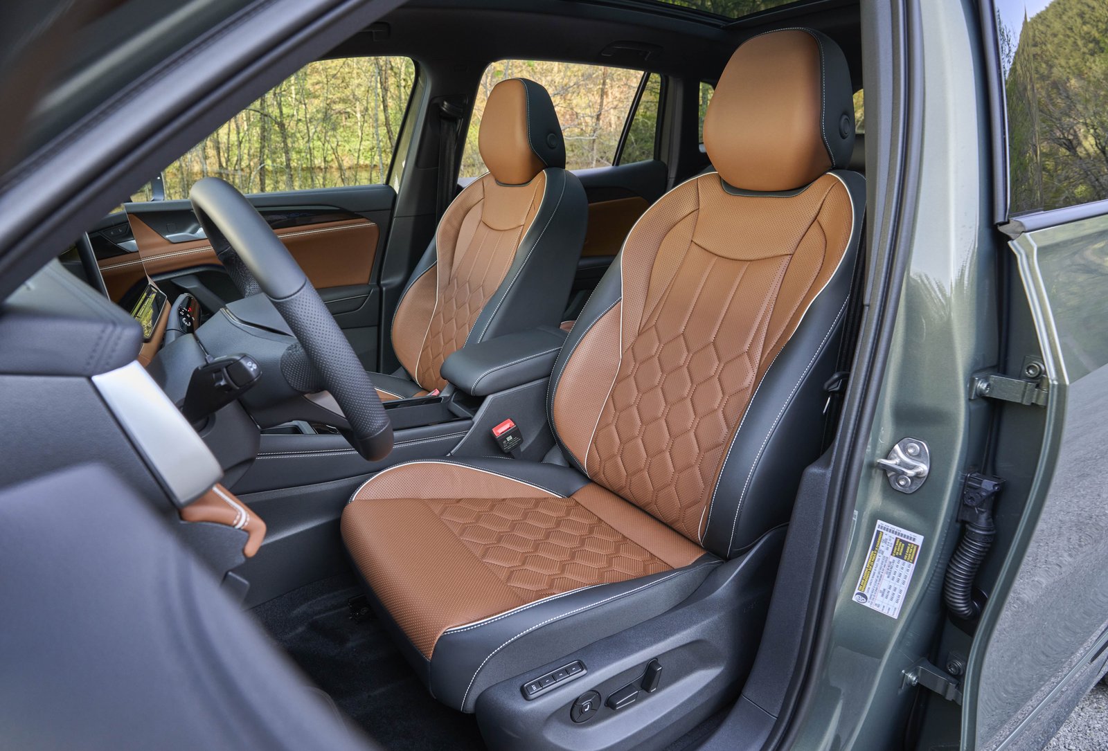 2026 Volkswagen Tiguan SEL R-Line Turbo front seats in brown leather