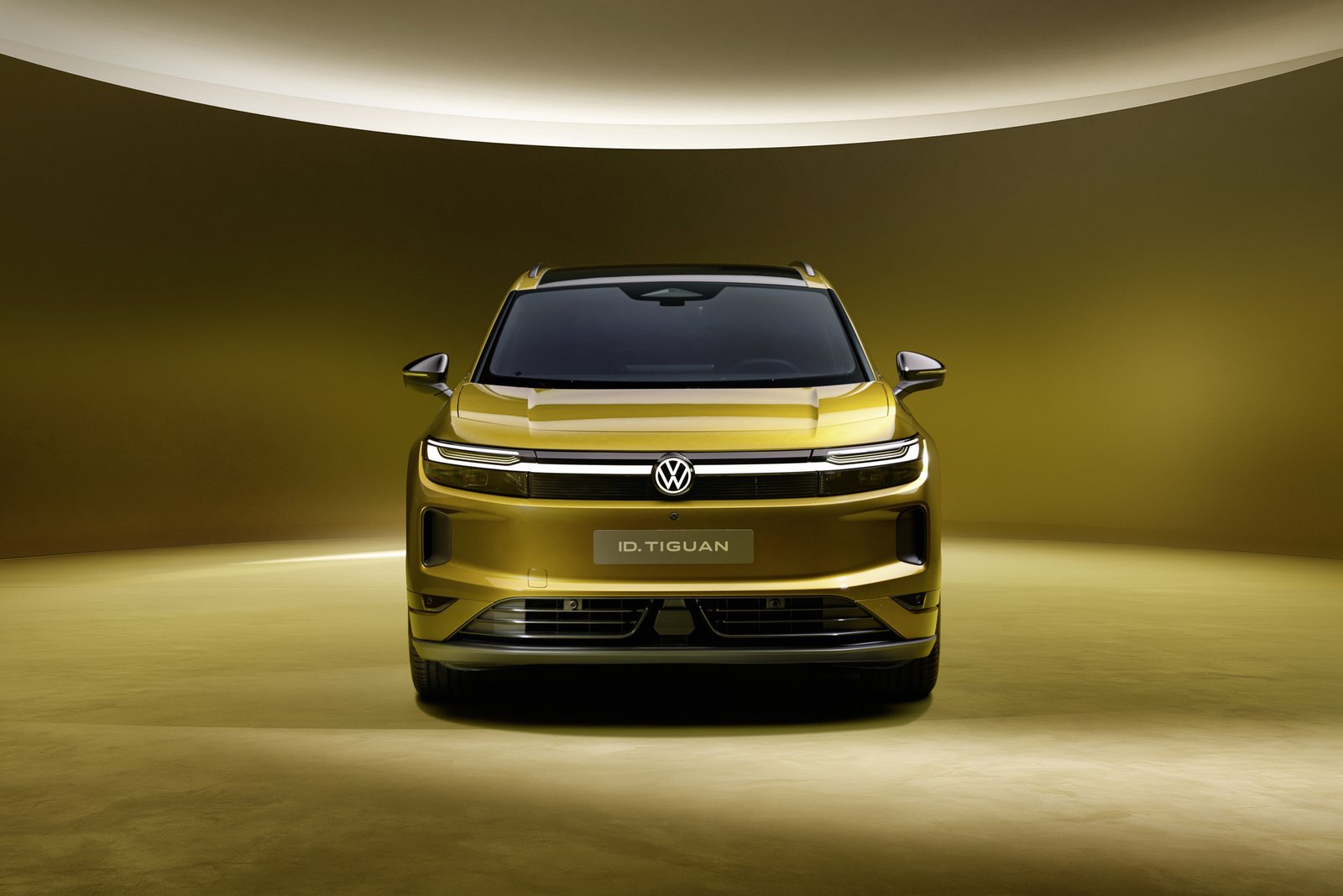 Volkswagen ID. Tiguan front view with full-width light bar