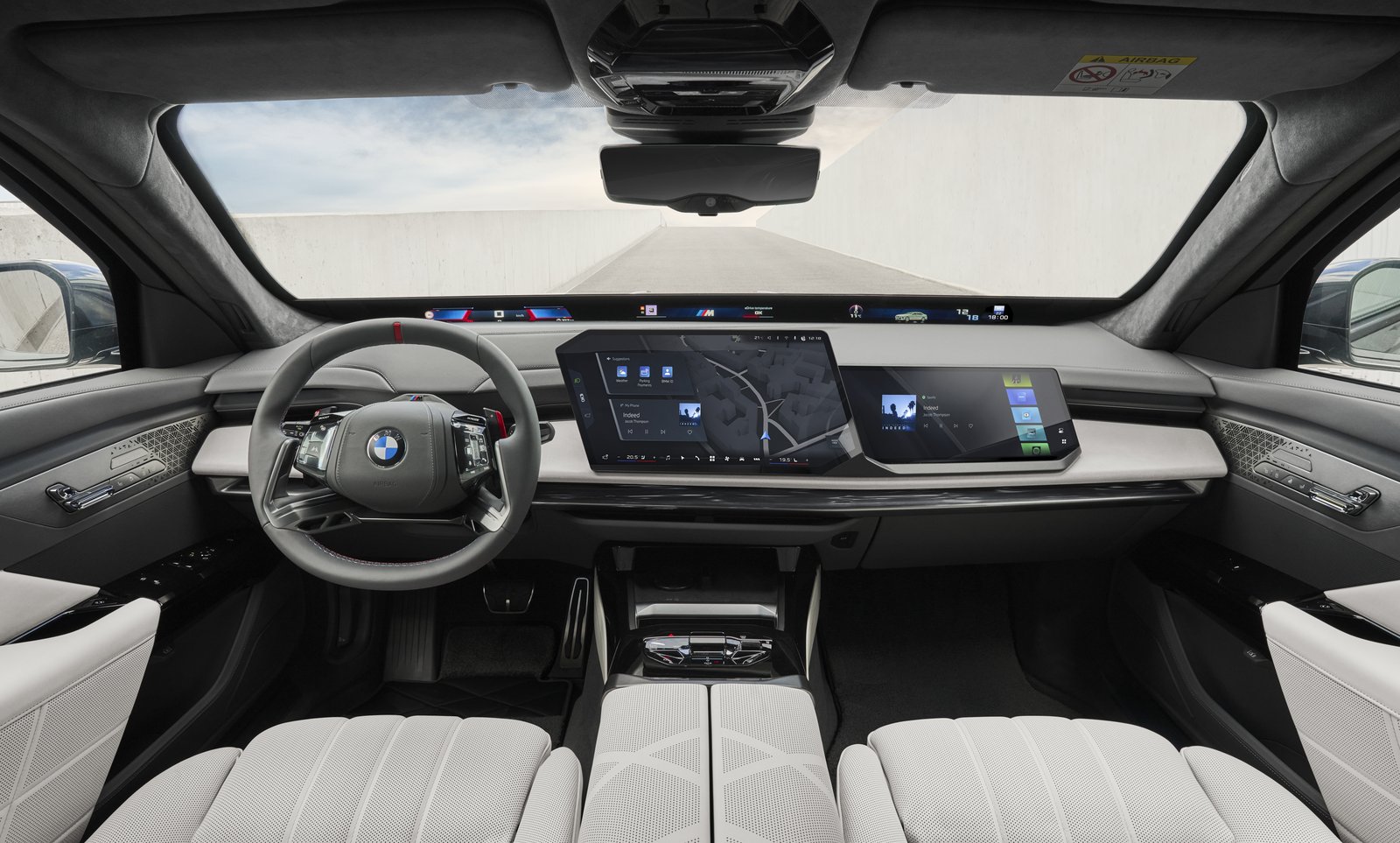 BMW Concept 7 Protection dashboard and front seats in white leather