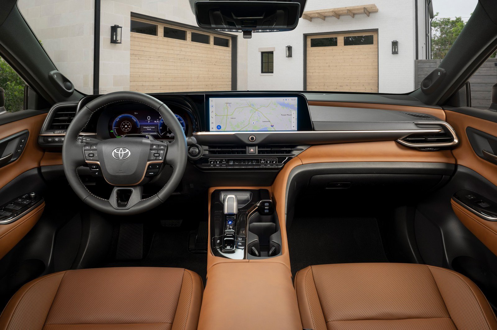 Crown Signia Limited dashboard with Saddle Tan leather and touchscreen