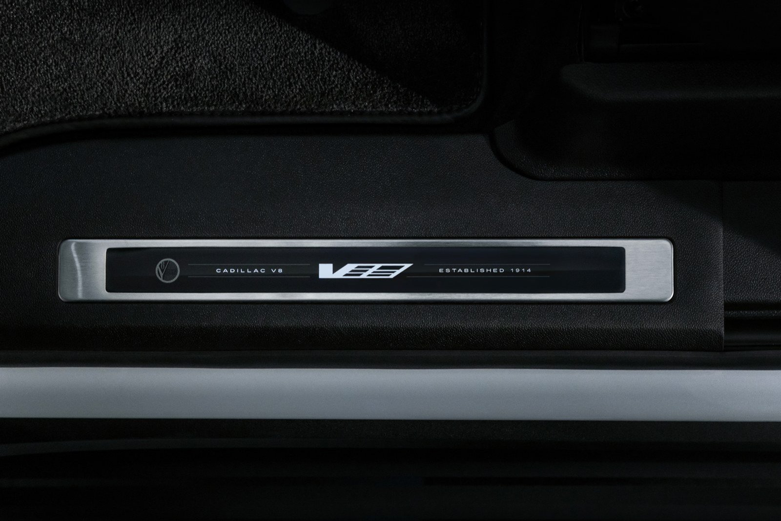 Illuminated Cadillac V-8 sill plate in the Escalade-V Collector Series