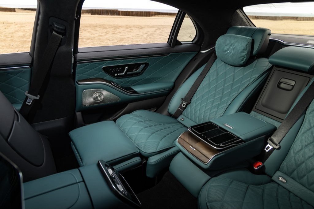 2027 Mercedes S-Class rear seats with footrest and center armrest